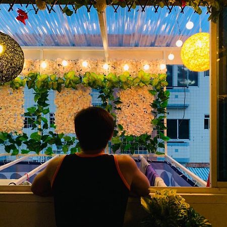 Co.Living Hostel バンダル スリ ブガワン エクステリア 写真
