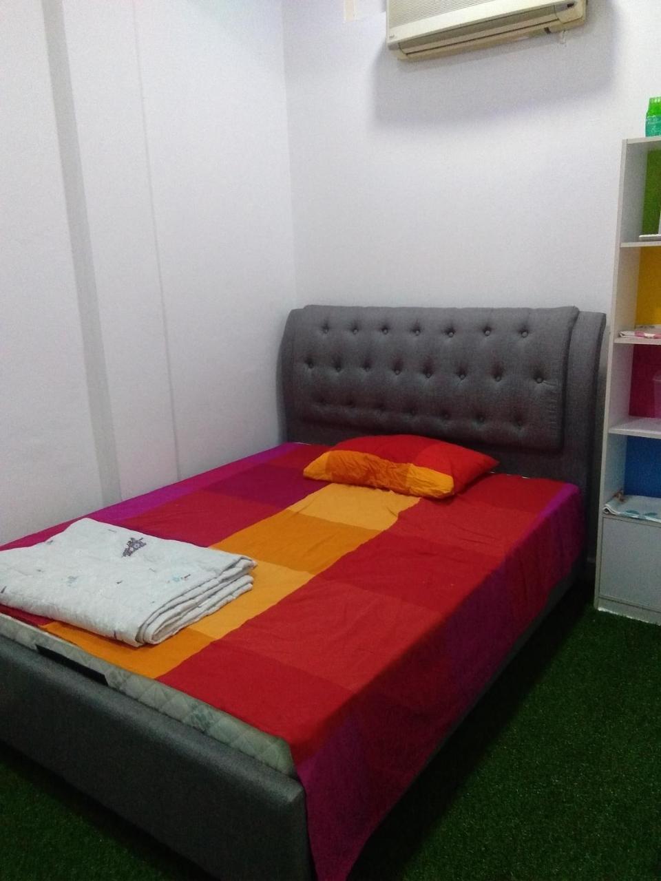 Co.Living Hostel バンダル スリ ブガワン エクステリア 写真
