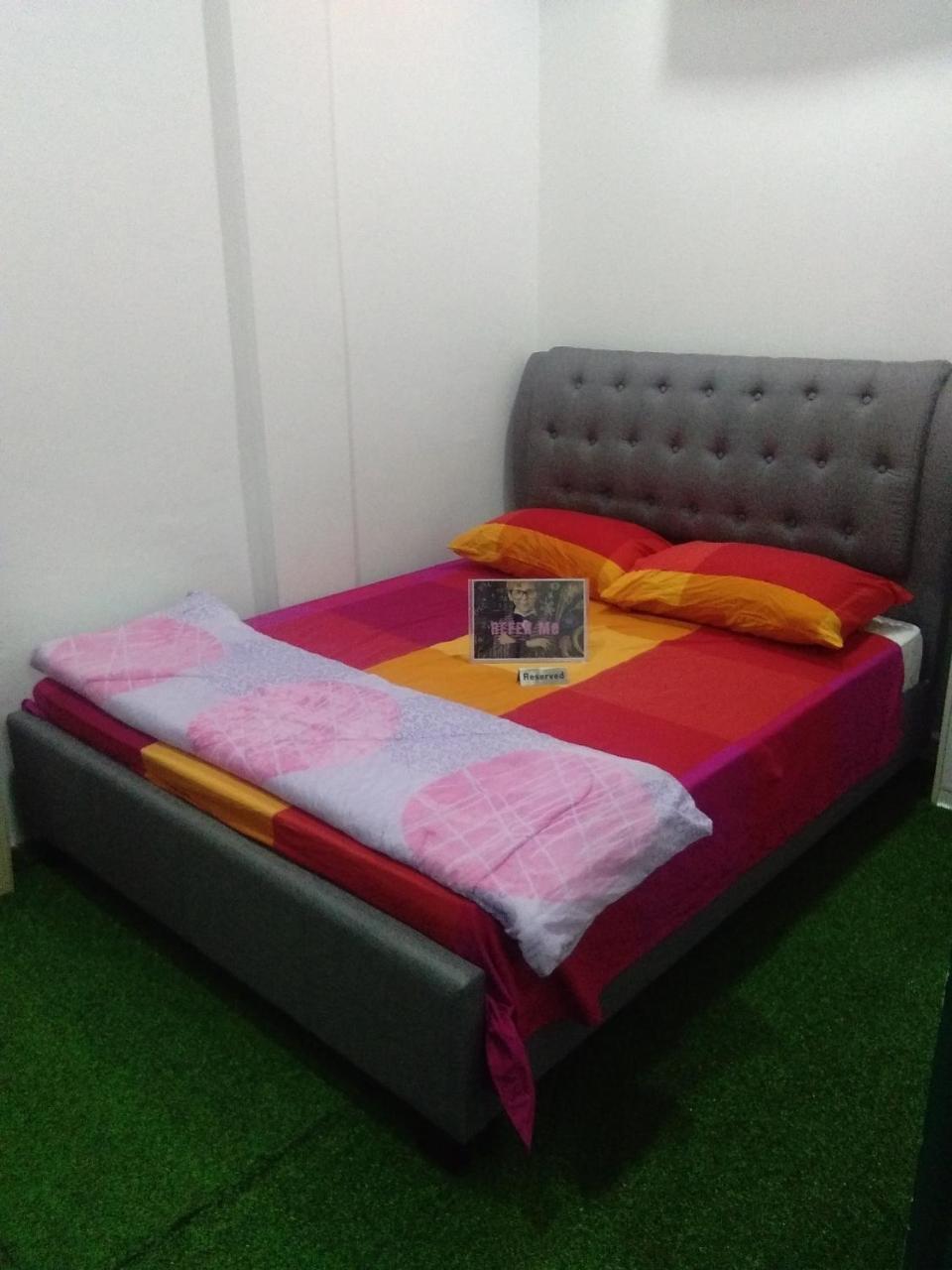 Co.Living Hostel バンダル スリ ブガワン エクステリア 写真